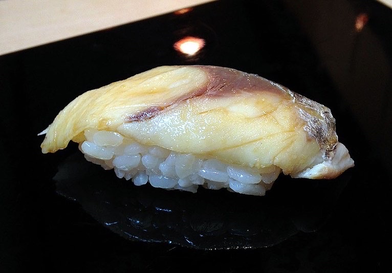 Sushi Restaurants in Ginza: Sukiyabashi Jiro dishes