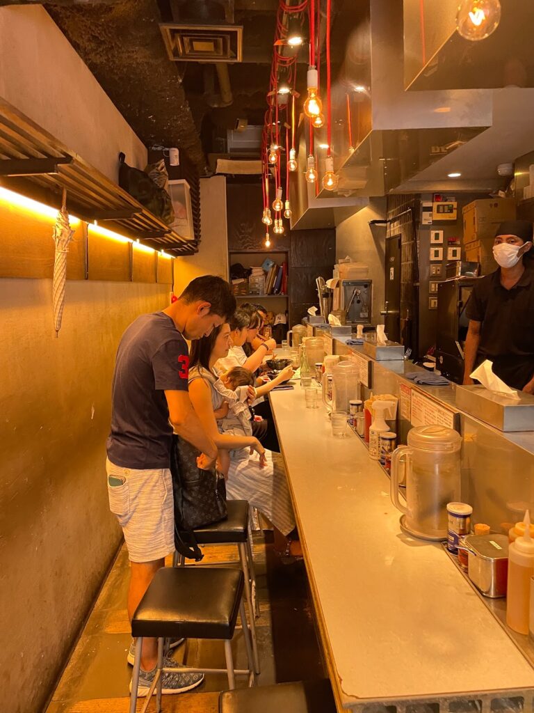 Restaurants in Tokyo: Tokyo Abura Soba interior