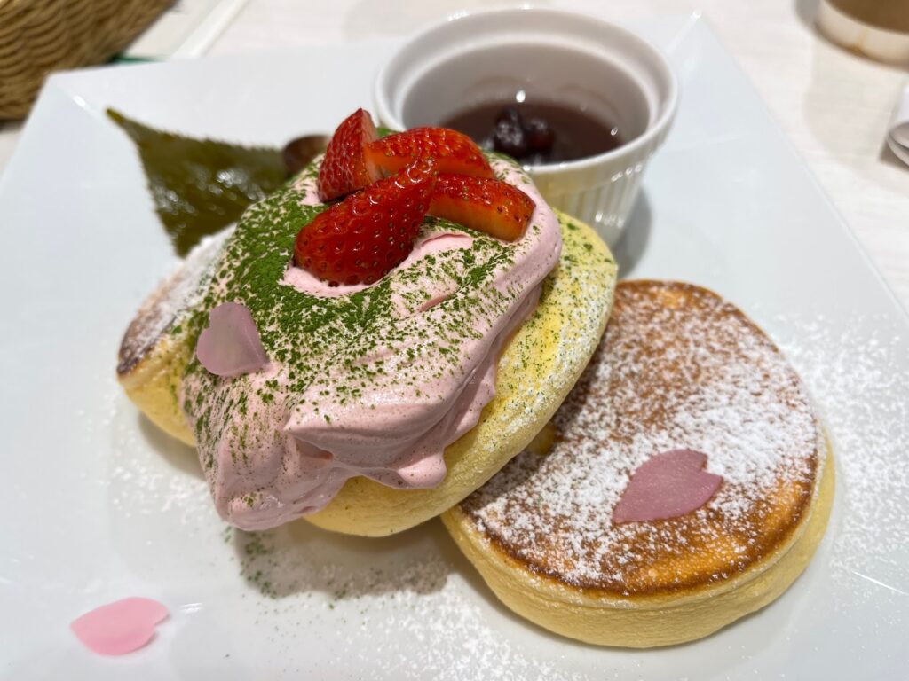 Bakery & Eel Restaurants in Ginza, Tokyo: Hitsumabushi Bincho dishes