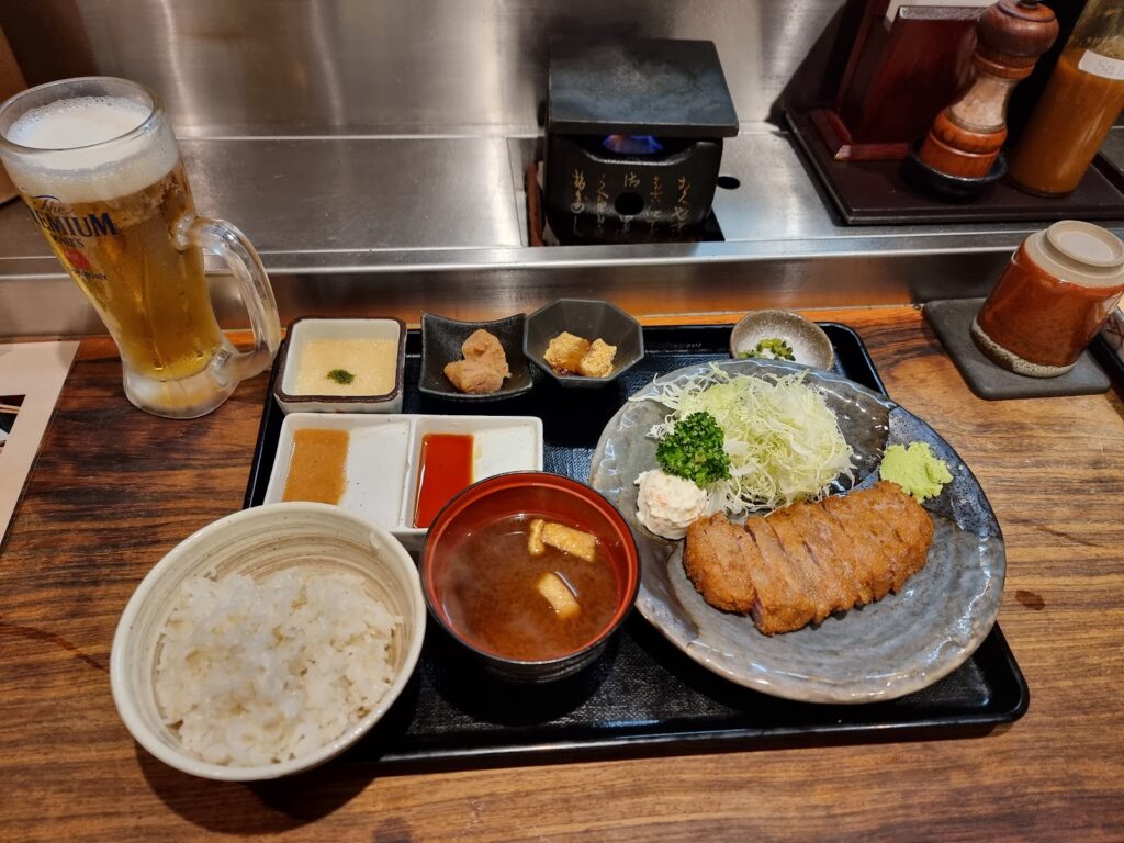 Gyukatsu Motomura Shinjuku Minamiguchi dishes